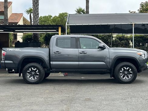 Certified 2021 Toyota Tacoma TRD Off-Road w/ Technology Package RWD image 3