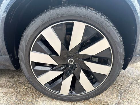 Used 2023 Volvo XC90 T8 Ultimate w/ Protection Package Premier image 9