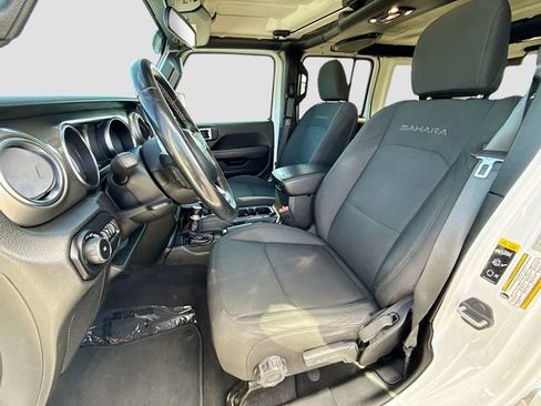 Used 2020 Jeep Wrangler Unlimited Sahara AWD/4WD image 19
