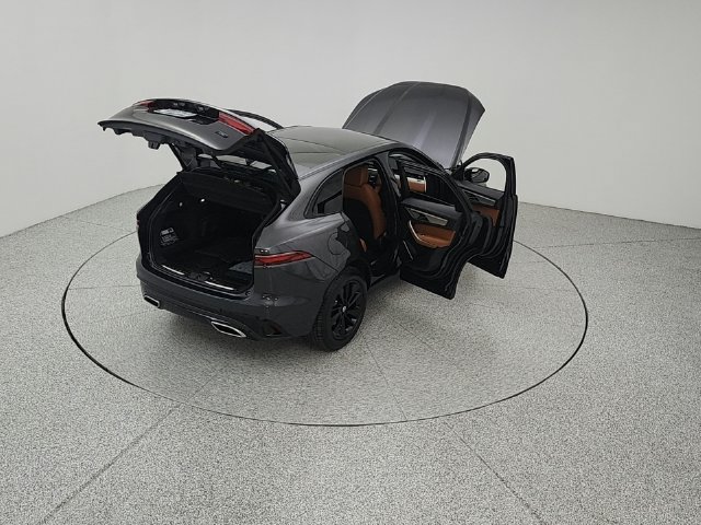 Certified 2026 Jaguar F-PACE R-Dynamic S AWD/4WD image 23