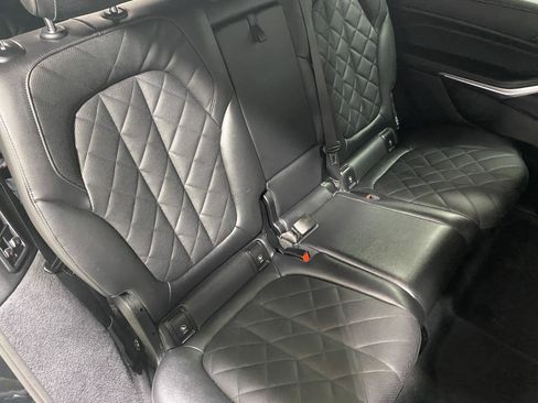 Certified 2025 BMW X7 xDrive40i w/ M Sport Package image 18