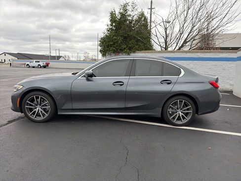 Used 2020 BMW 330i xDrive Sedan w/ Convenience Package image 2