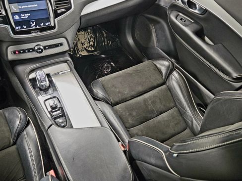 Used 2018 Volvo XC90 T8 R-Design w/ Convenience Package image 16