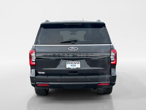 Used 2024 Ford Expedition Limited image 5