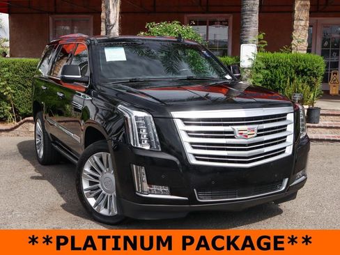Used 2019 Cadillac Escalade Platinum AWD/4WD image 2