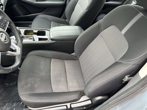 Used 2024 Nissan Sentra SV w/ All-Weather Package FWD image 15