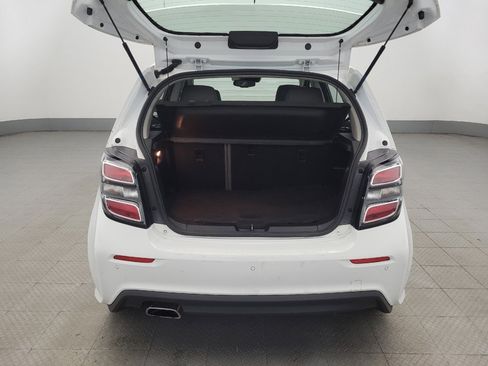 Used 2020 Chevrolet Sonic LT image 29