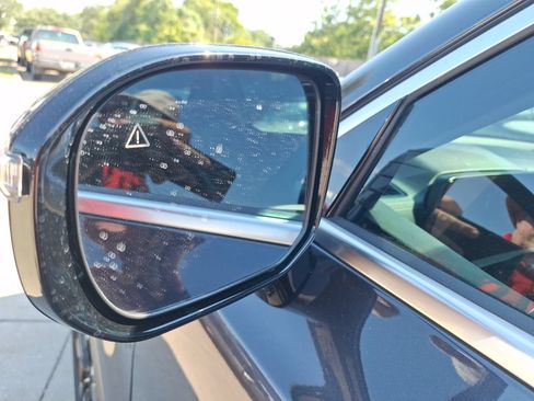 Used 2025 Kia Telluride SX FWD image 11