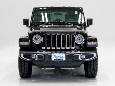 Certified 2022 Jeep Wrangler Unlimited Sahara w/ Cold Weather Group AWD/4WD image 4