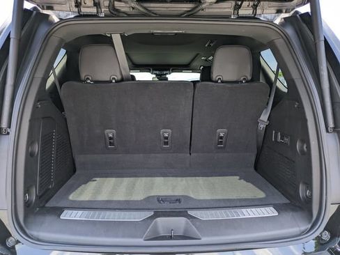 Used 2023 GMC Yukon Denali RWD image 13