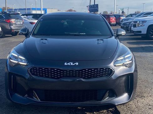 Certified 2023 Kia Stinger GT-Line image 2