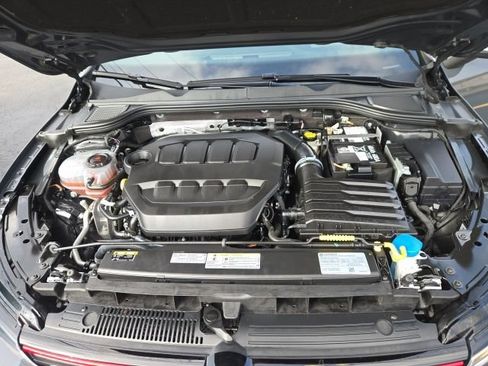 Used 2024 Volkswagen GTI Autobahn FWD image 29