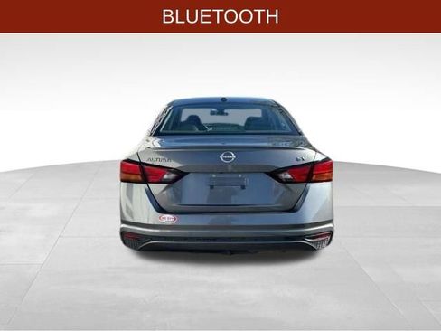 Used 2024 Nissan Altima 2.5 SV image 6