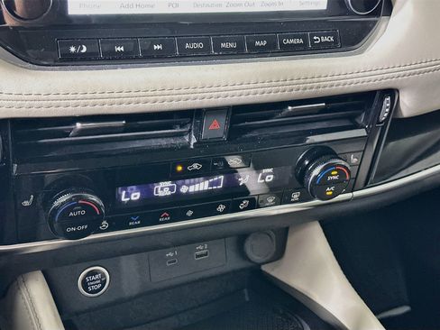 Used 2023 Nissan Rogue SL w/ SL Premium Package FWD image 23