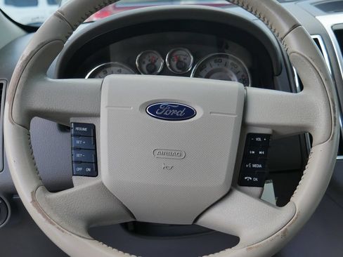 Used 2010 Ford Edge Limited AWD/4WD image 28