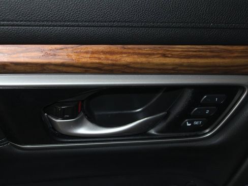 Used 2022 Honda CR-V Touring image 8