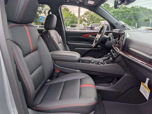 New 2026 Chevrolet Traverse RS FWD image 29