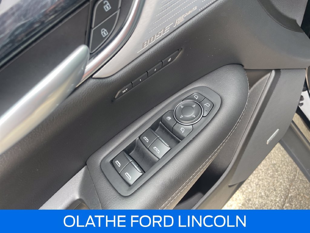 Used 2025 Cadillac XT5 Premium Luxury AWD/4WD image 14