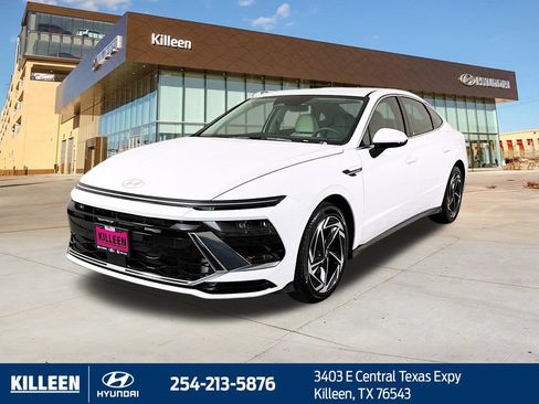 Used 2026 Hyundai Sonata SEL FWD image 4