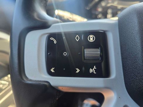Used 2025 Land Rover Defender 110 S AWD/4WD image 32