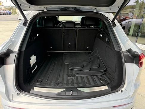 Certified 2023 Maserati Grecale Modena image 14