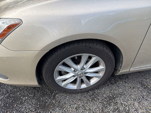 Used 2011 Lexus ES 350 FWD image 18