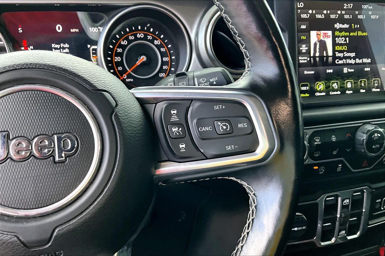 Used 2020 Jeep Wrangler Unlimited Sahara AWD/4WD image 25