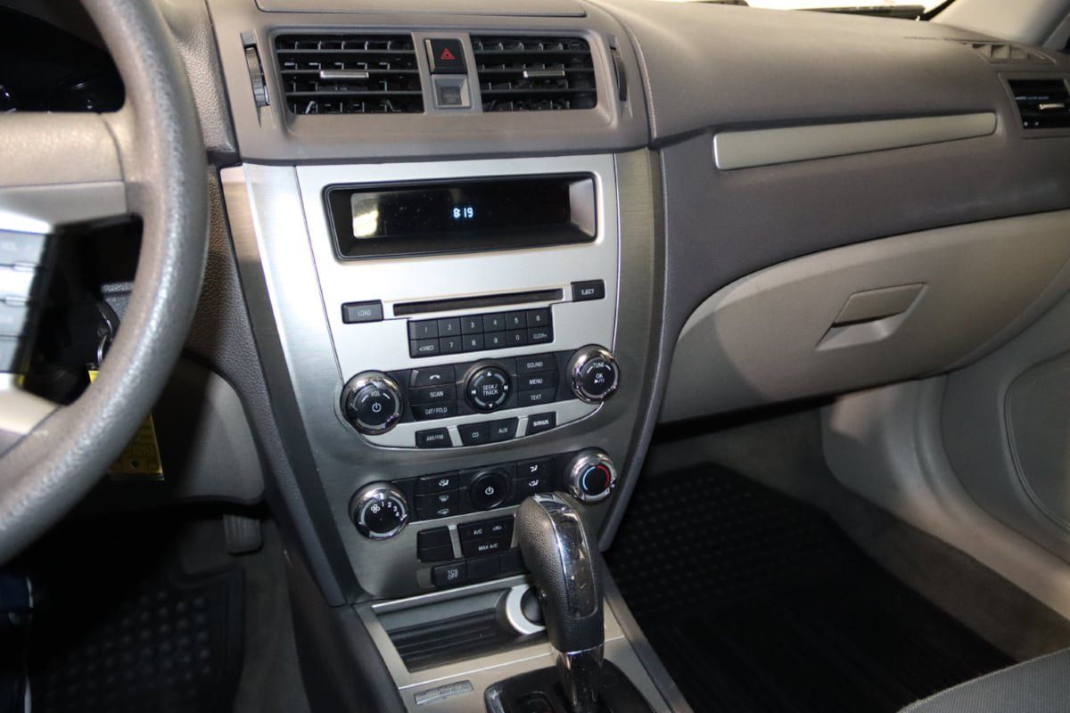 Used 2012 Ford Fusion SE FWD image 37