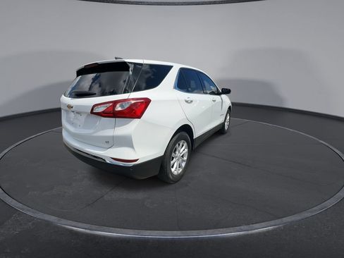 Used 2020 Chevrolet Equinox LT w/ Driver Convenience Package FWD image 8