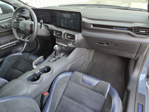 Used 2025 Ford Mustang Dark Horse w/ Dark Horse Handlin Package image 4