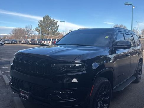 Used 2024 Jeep Wagoneer Series II image 1