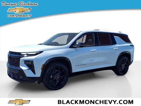 Used 2024 Chevrolet Traverse RS image 7