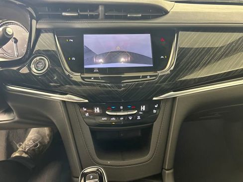 Used 2024 Cadillac XT6 Premium Luxury image 22