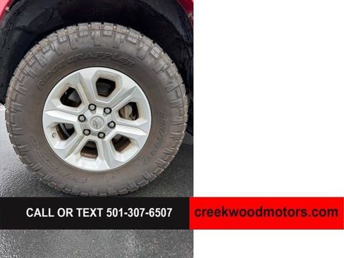 Used 2016 Toyota 4Runner SR5 AWD/4WD image 10