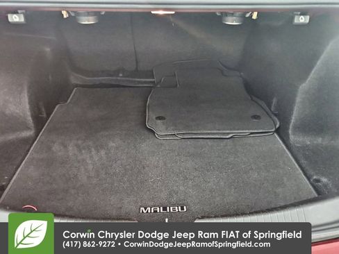 Used 2021 Chevrolet Malibu Premier image 31