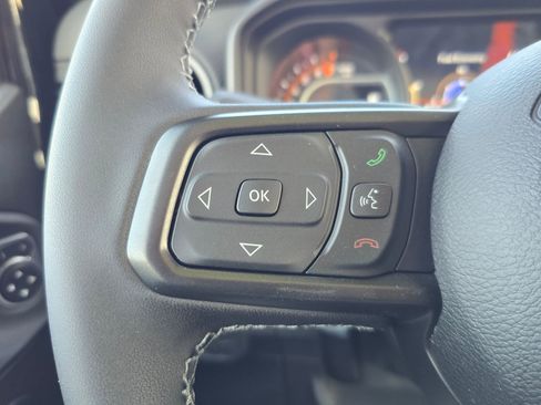 Used 2026 Jeep Gladiator Rubicon AWD/4WD image 18