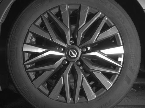 Used 2025 Nissan Altima 2.5 SV image 12