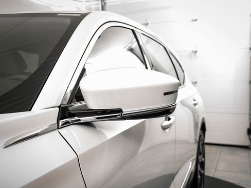 Certified 2023 Acura MDX FWD w/ Technology Package image 16