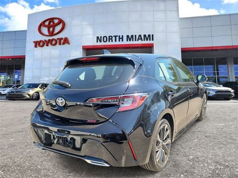 Used 2021 Toyota Corolla XSE image 4