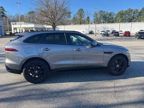 Used 2021 Jaguar F-PACE S image 6