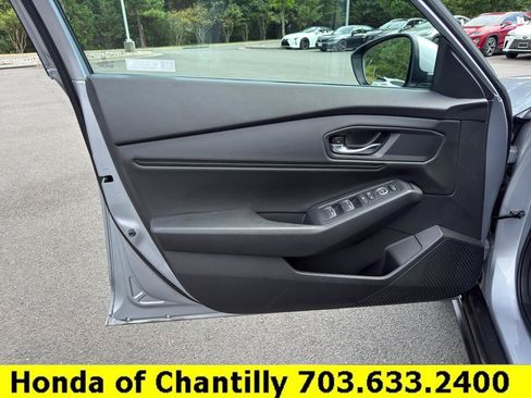 Certified 2023 Honda Accord EX image 19