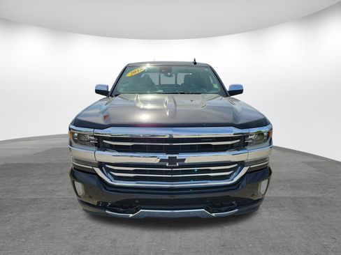 Used 2018 Chevrolet Silverado 1500 High Country AWD/4WD image 2