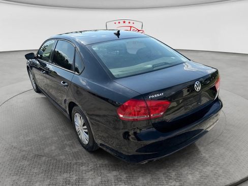 Used 2014 Volkswagen Passat 2.5 S FWD image 3