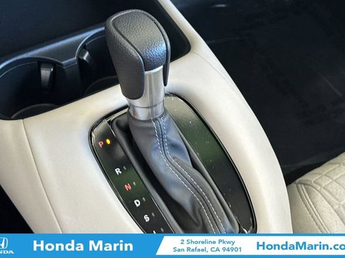 Certified 2025 Honda HR-V LX image 26