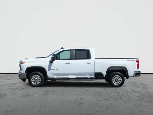 Used 2025 Chevrolet Silverado 2500 LT w/ Convenience Package AWD/4WD image 5