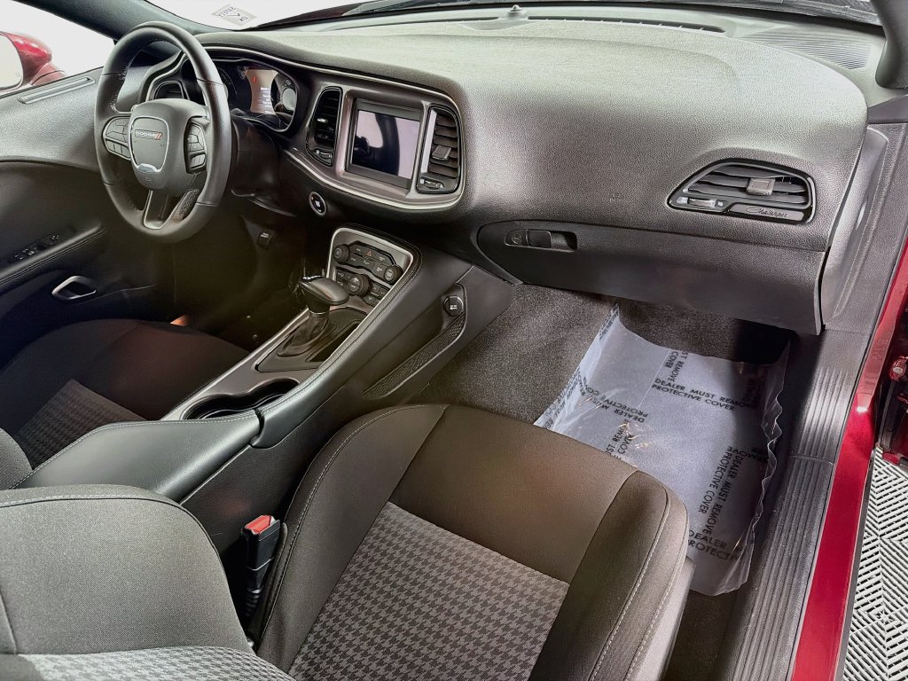 Used 2022 Dodge Challenger GT w/ Driver Convenience Group AWD/4WD image 27