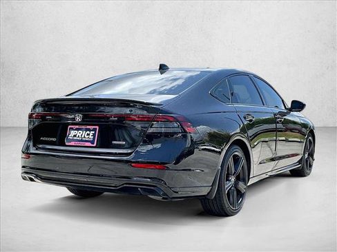 Used 2024 Honda Accord Sport image 2
