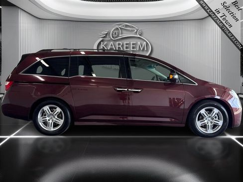 Used 2011 Honda Odyssey Touring image 4