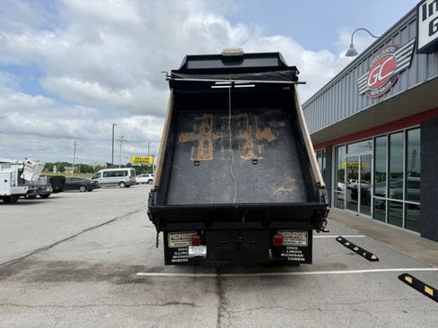 Used 2009 Ford F550 4x4 Regular Cab Super Duty image 6