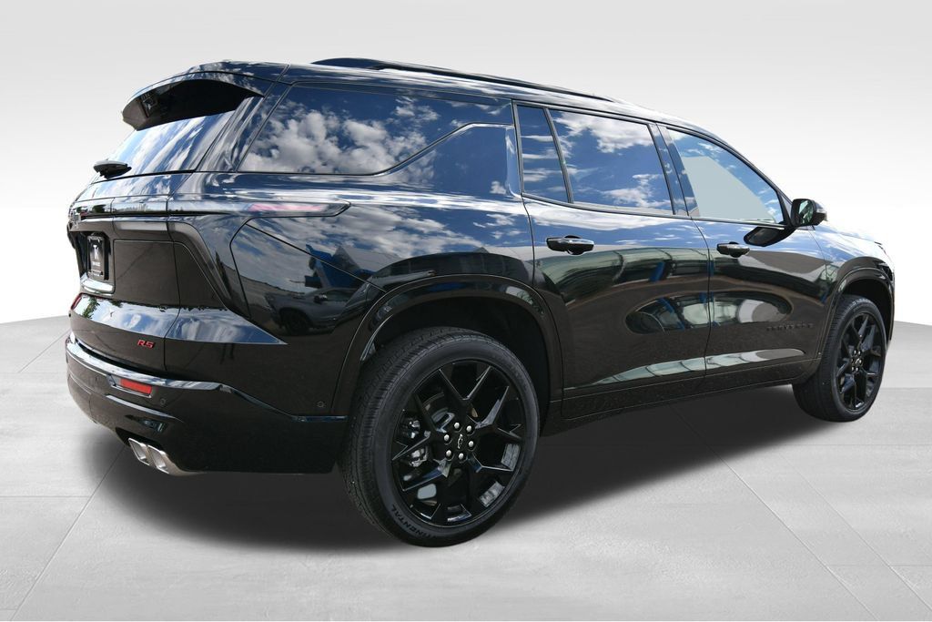 Used 2026 Chevrolet Traverse RS AWD/4WD image 8